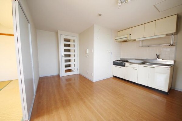 ミール千歳烏山の物件内観写真